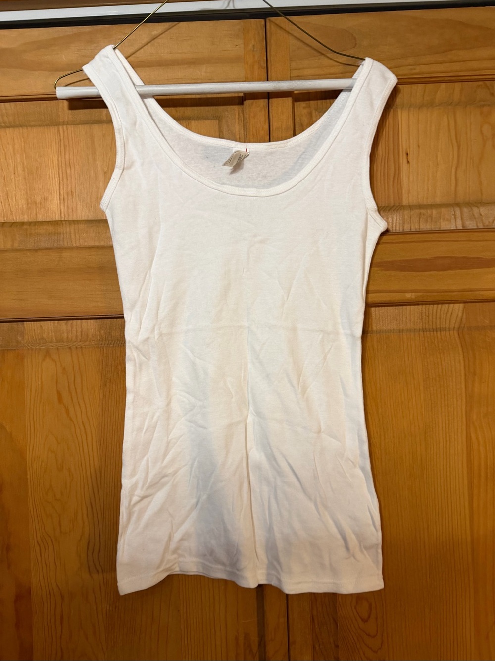 Women’s White  Tank Top - Classic Scoop Neck